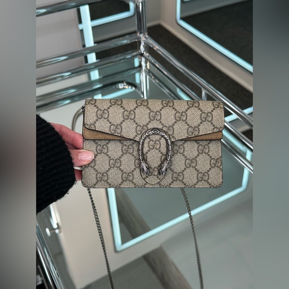 Gucci Bag - Picture 4 of 11